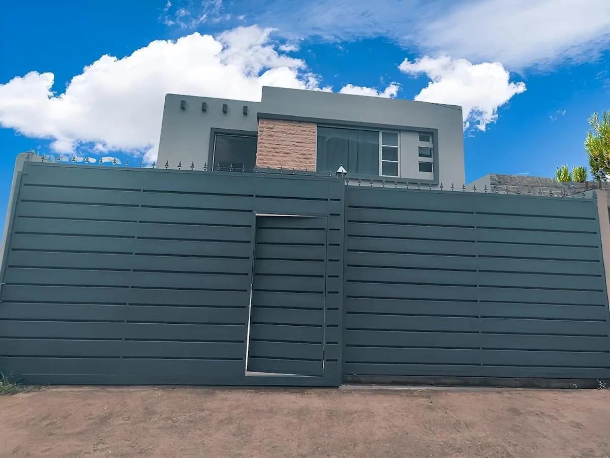 Casa Cuenca Βίλα